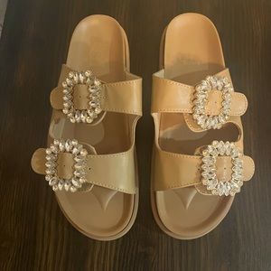 Nude Sandal Slides Size 9 great condition